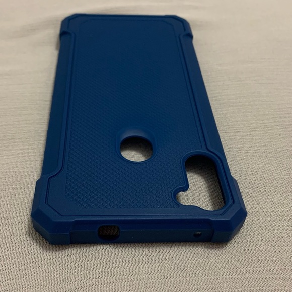 Samsung Galaxy A11 | Tuff Rugged Protective Case Metro by T-Mobile - Picture 4 of 13